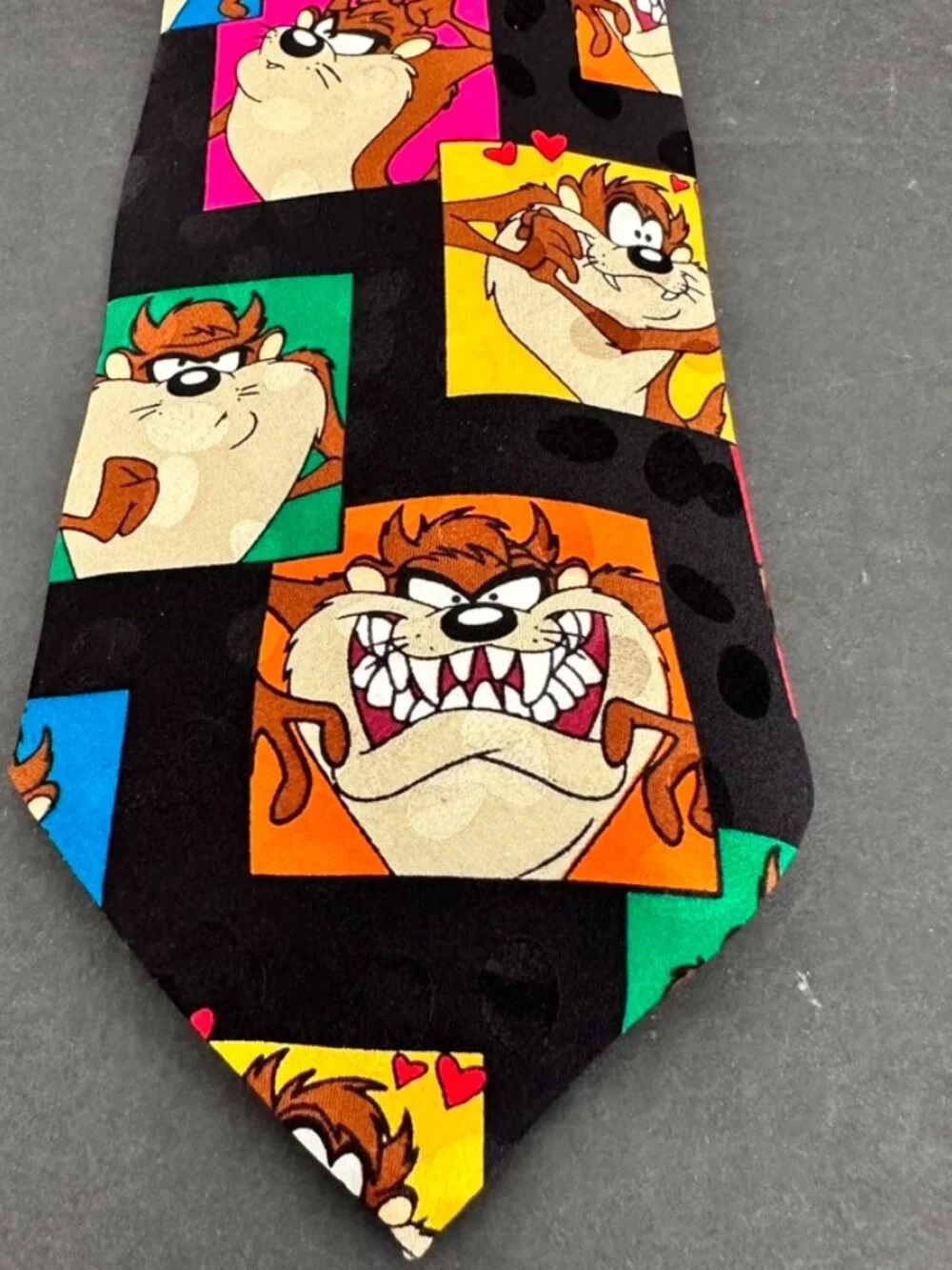 Looney Tunes Tazmanian Devil Colorblock Vintage Mens Tie